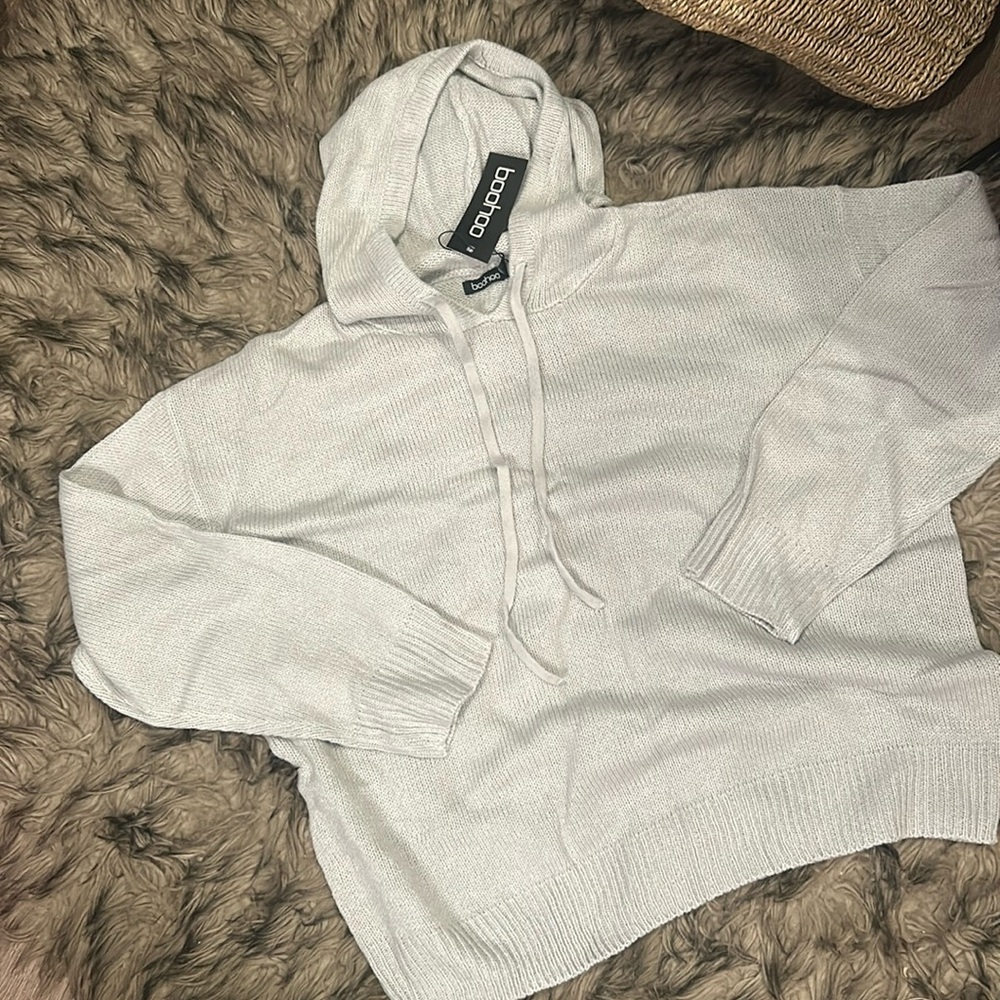 Hooded sweater 20-22